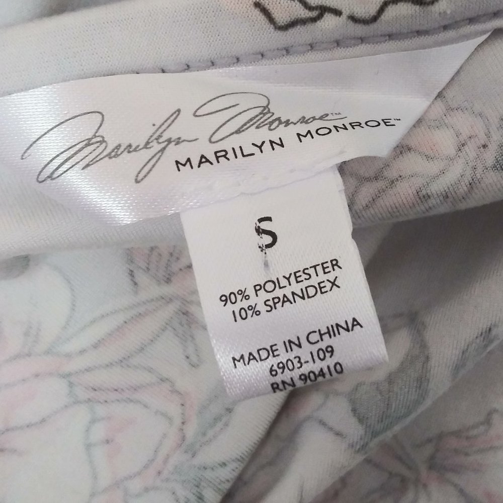 Marilyn Monroe 2 piece pajama shorts set - Picture 6 of 10